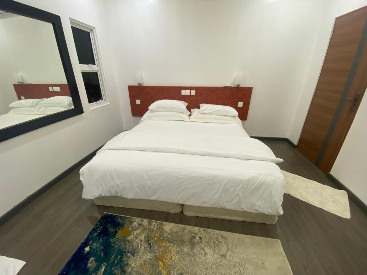 Fatims Beach House Maafushi Exterior foto